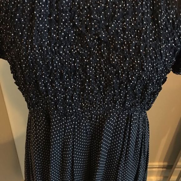 Great Dress Princess Waist w Beautiful Shirring - Picture 4 of 7